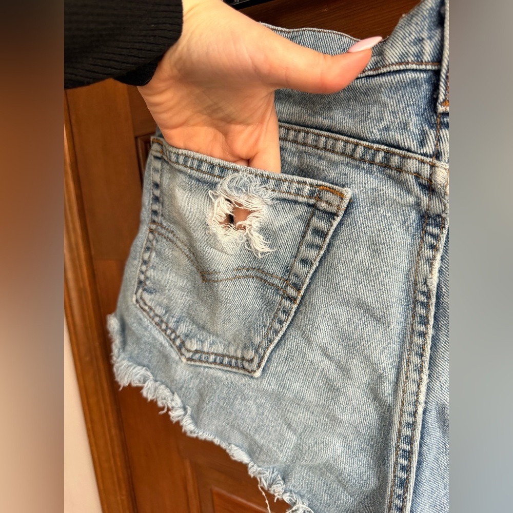 Vintage Levi Cut Off Denim Shorts - Picture 4 of 4
